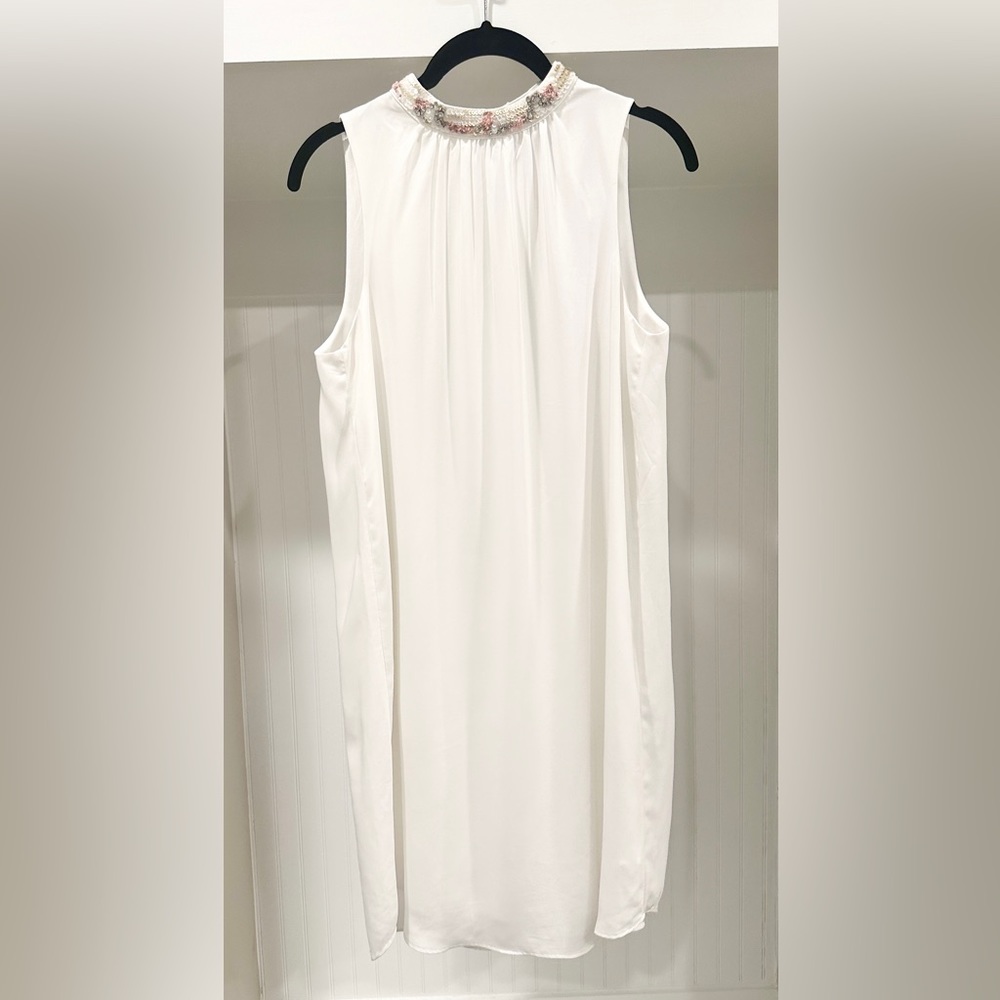 H&M white shift dress with decorative pink collar. Size 8